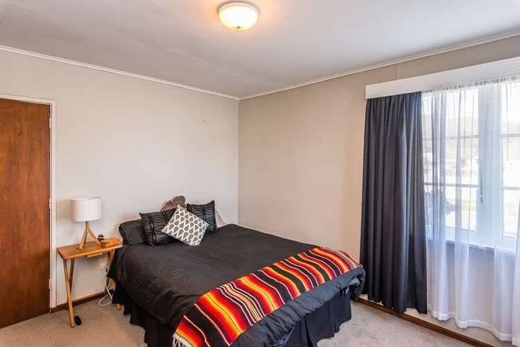 1 Langford Street Naenae_10