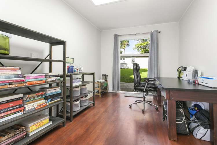 110a Atkinson Road Titirangi_11