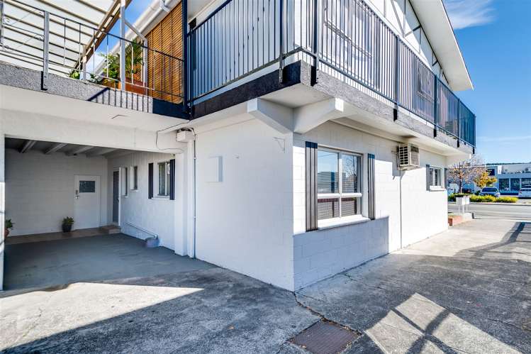 1/8 Lee Road Taradale_10