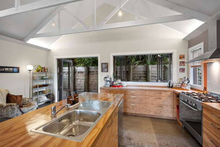 35 Lloyd Drive Wainui_5