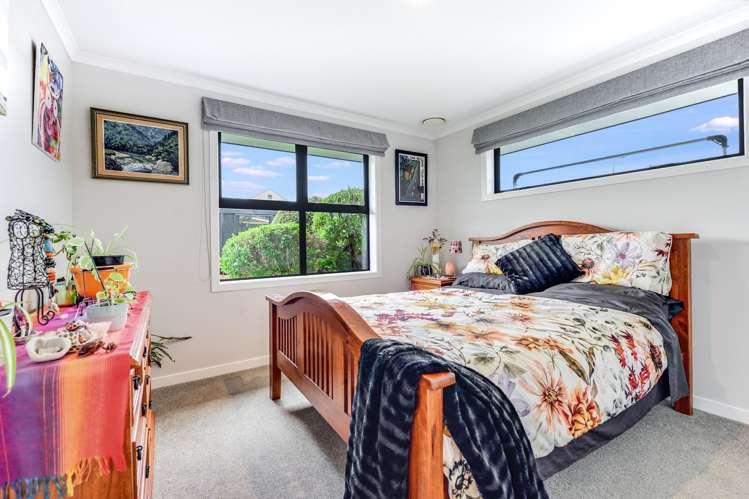 2 Alan Livingston Drive Cambridge_18