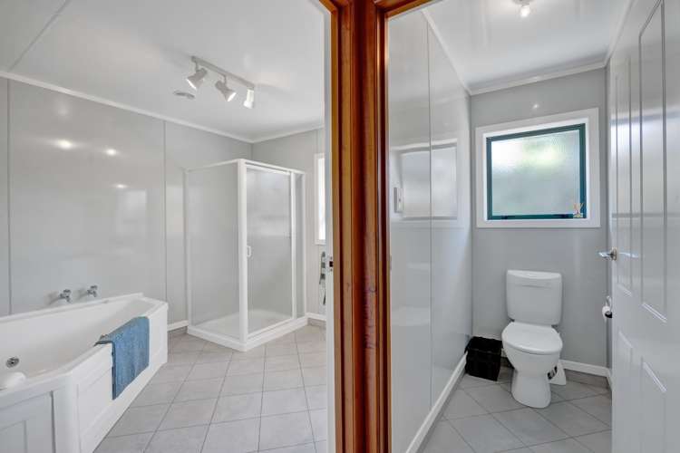 60 Pembroke Road East Stratford_21