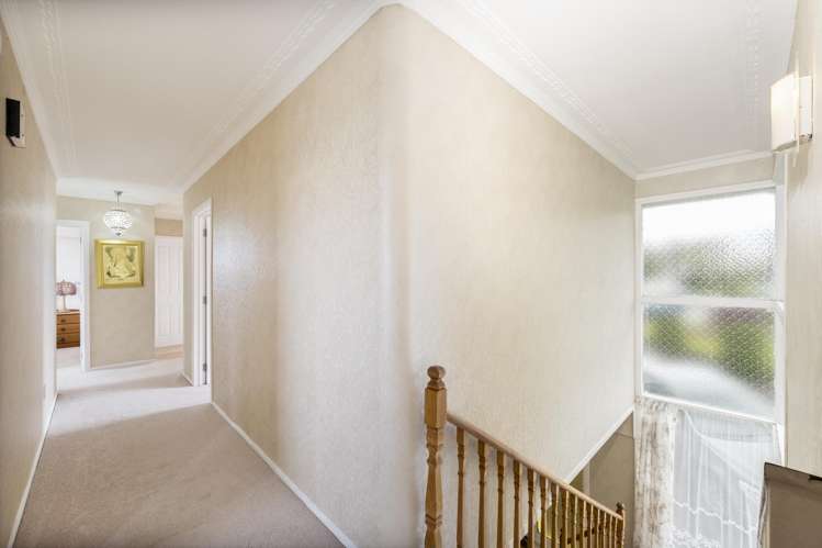 8 Fowey Avenue Te Atatu South_14