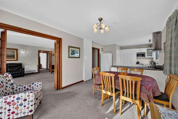 73 Crofton Road Harewood_8