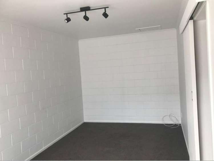 2/18 Aubrey Street Regent_4