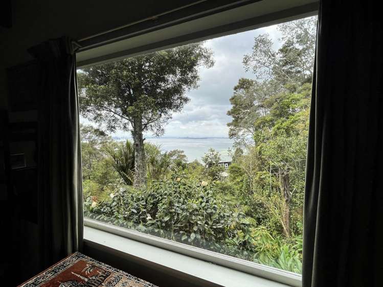 144 Takahe Road Titirangi_13