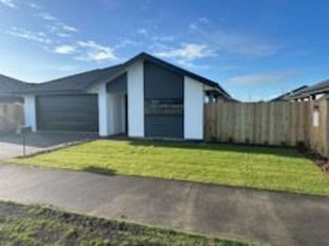 5 Nirmal Way Rolleston_1