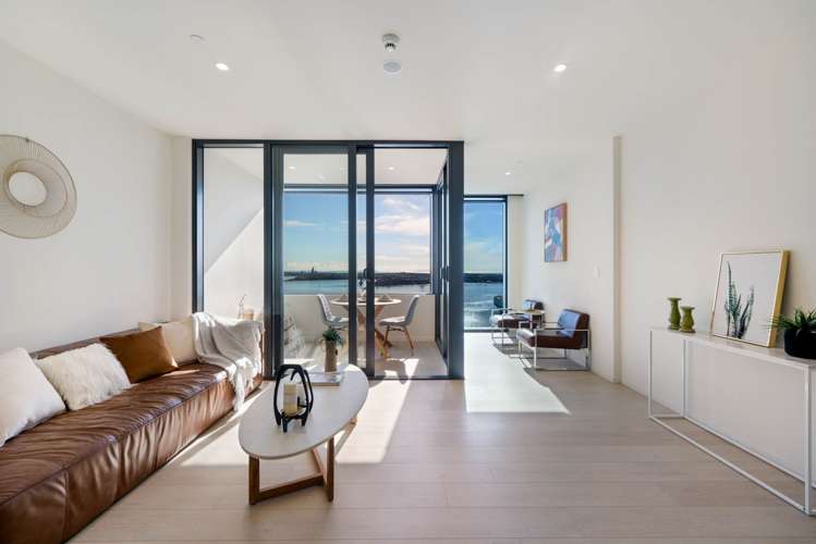 2603/10 Commerce Street City Centre_2