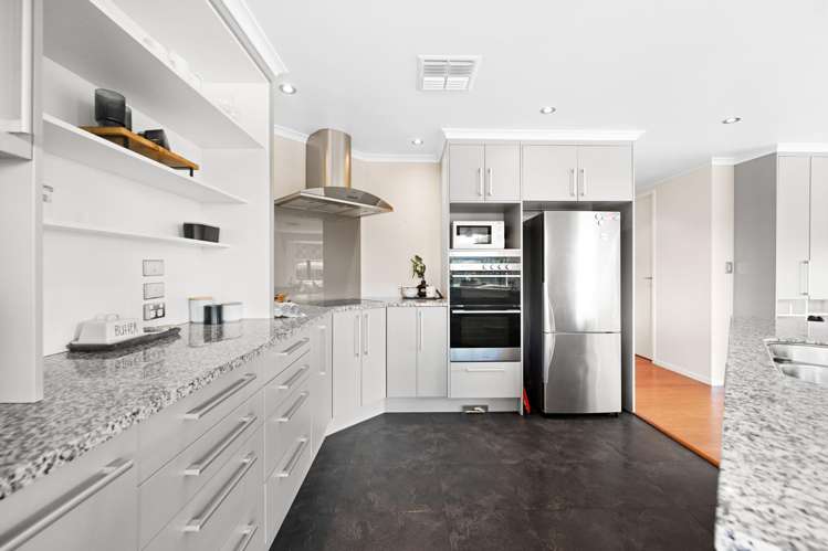 16 Hampshire Court Flagstaff_13