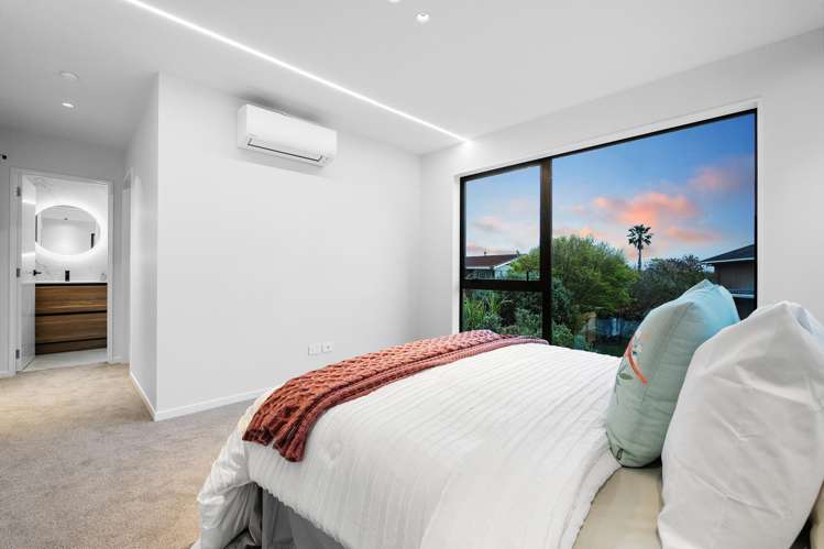 Lot 2&3/1 Imatra Place Sunnyhills_8