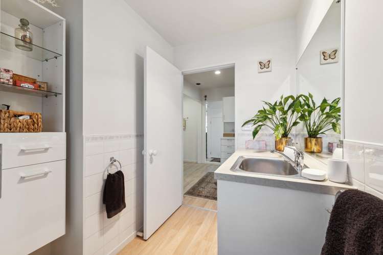 20b Fulford Street New Plymouth Central_13