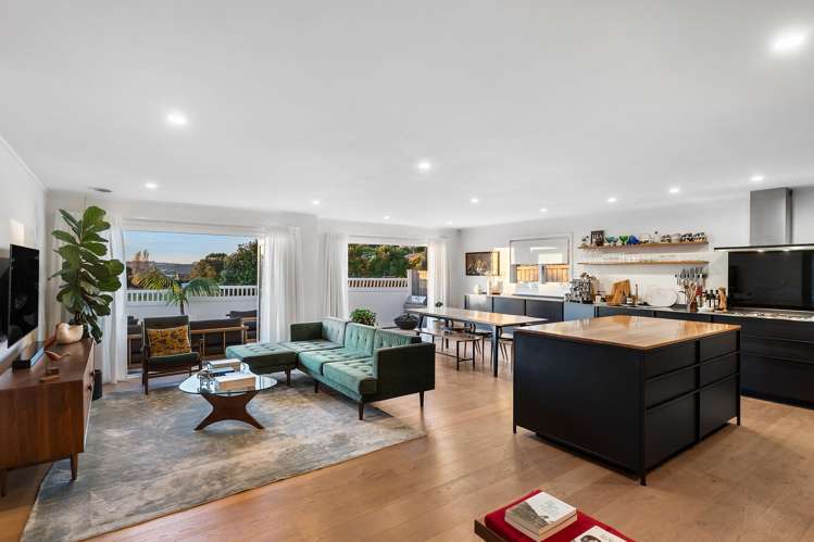 1/11 Ridgemount Rise Mangere Bridge_5