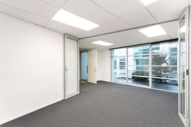 Unit 7, 211 Ferry Road Waltham_4