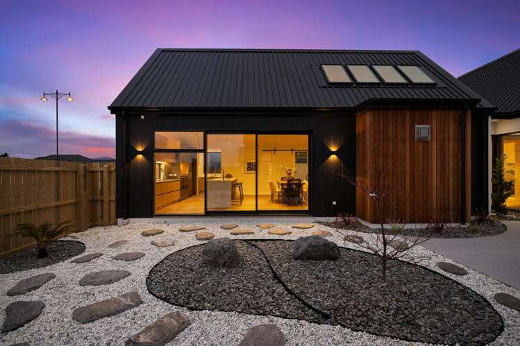 2 Alan James Lane Prebbleton_31