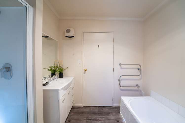 22 Win Place Richmond_17