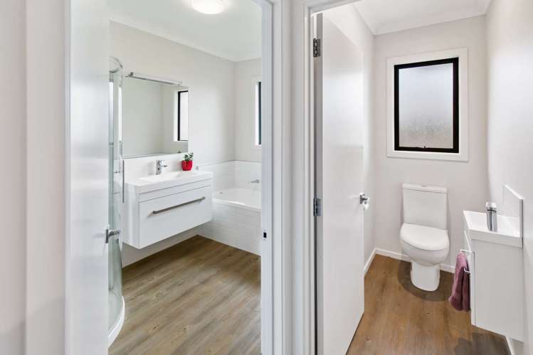 17 Tirimoana Place Otamatea_16