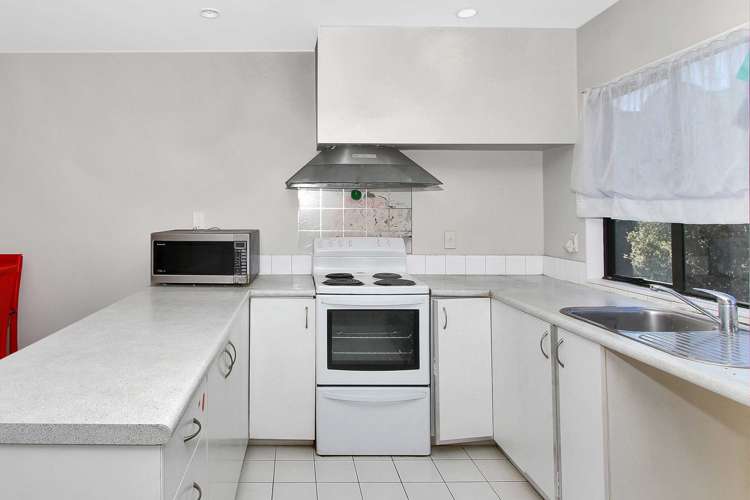 23/12 Ambrico Place New Lynn_20