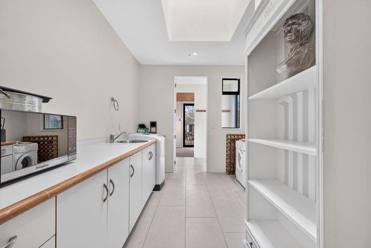 9/239 Lake Ferry Road Martinborough_23