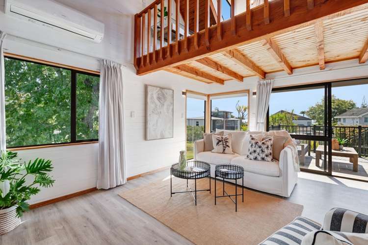 46 De Luen Avenue Tindalls Beach_6