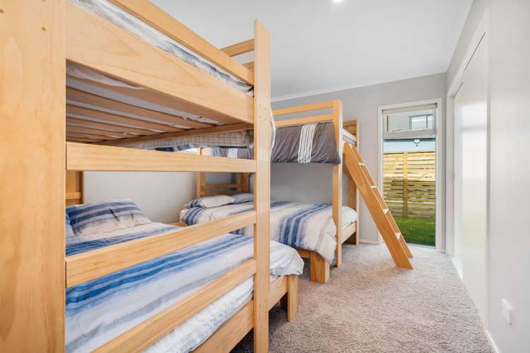 8 Galbraith Street Matapouri_11