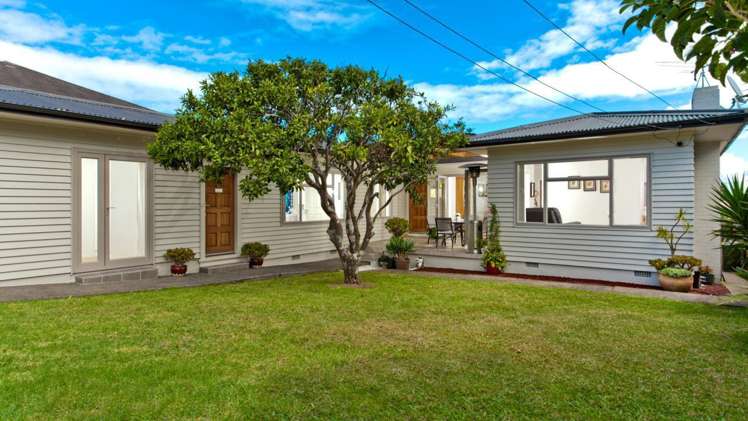 212 East Coast Road Forrest Hill_4