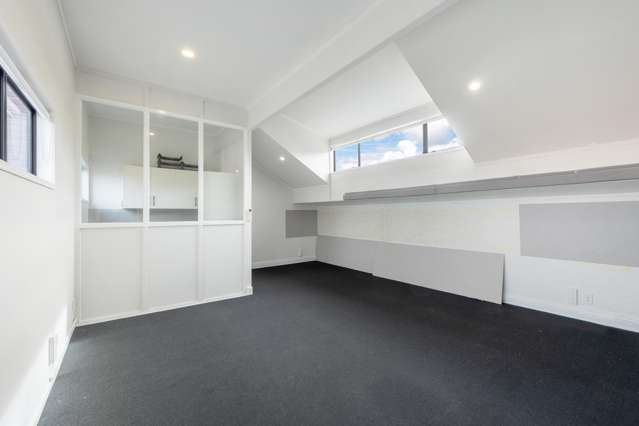 8/37 Moore Street Howick_4