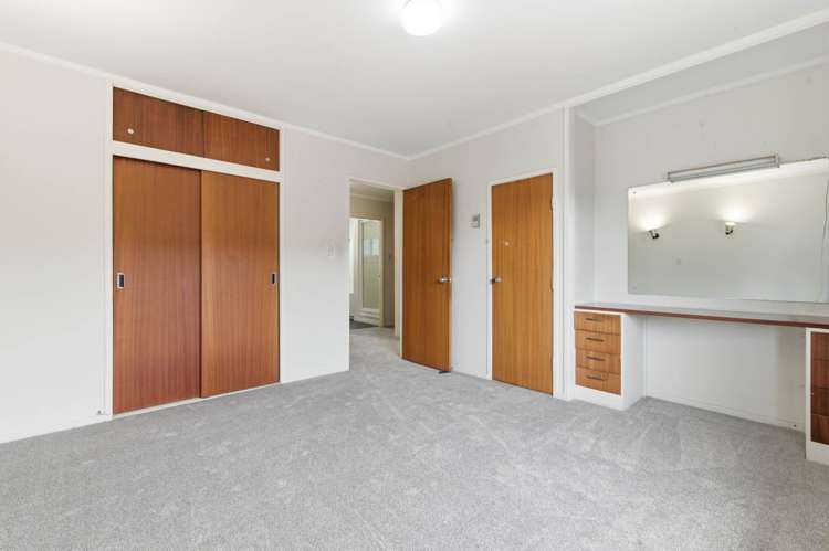 2/6 Tina Place Sunnyhills_12