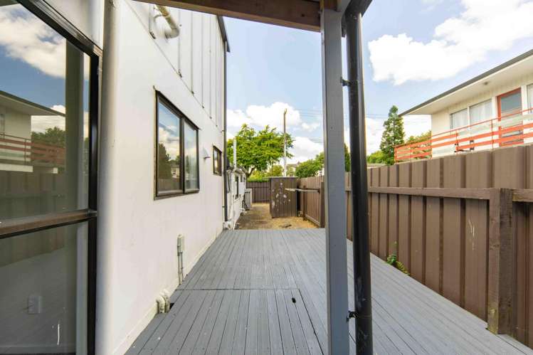 3/125A Knighton Road Hillcrest_16