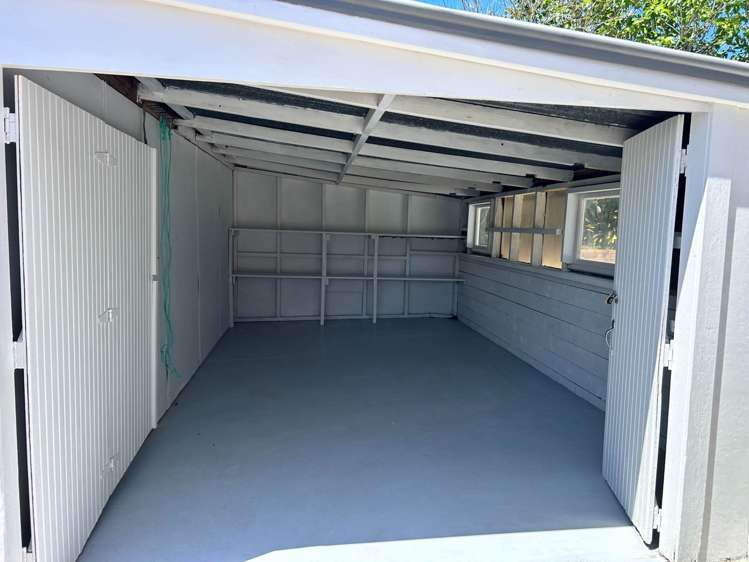 2/40 Ocean View Road Hillcrest_11
