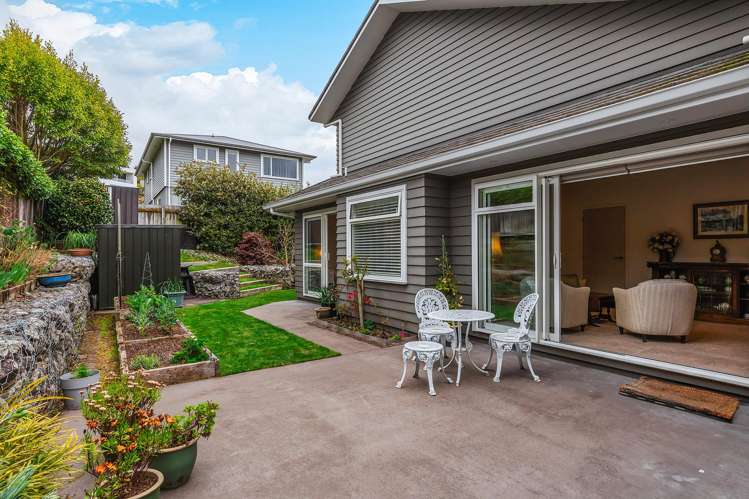 12 Coprosma Crescent Waipahihi_14