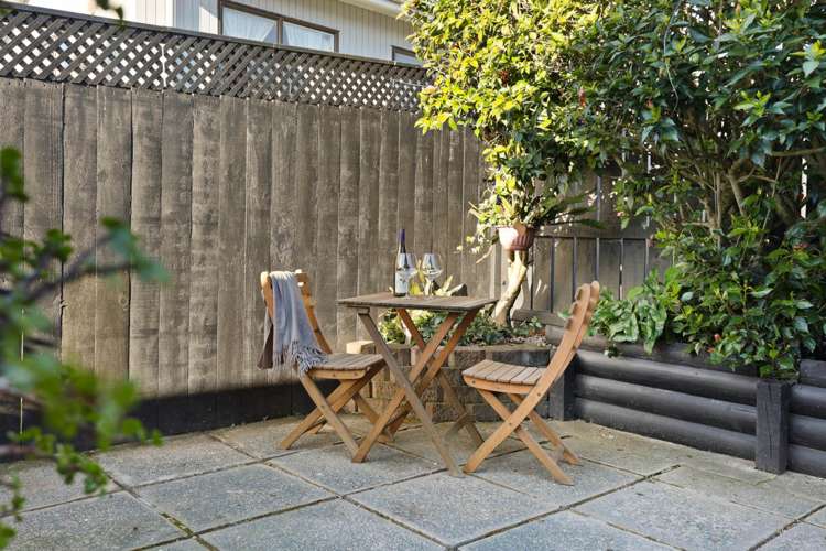 4 Davern Lane New Lynn_23