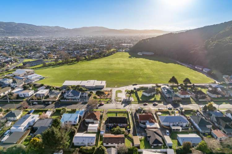 193a Whites Line East Waiwhetu_23