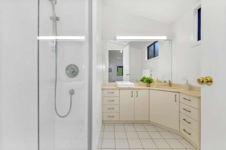 3A & 3B Keys Terrace St Heliers_28