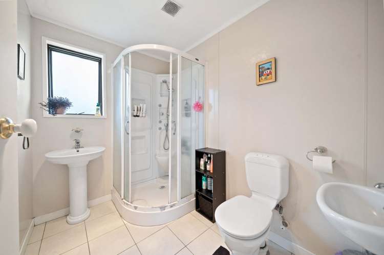 3 Brookdale Drive Ngongotaha_14