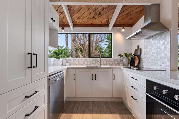 18 Taylor Street Ohauiti_2