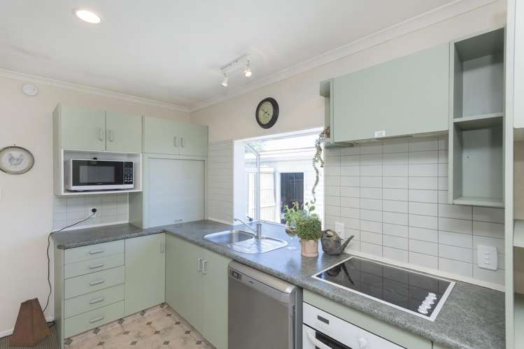 95 Iranui Road Inner Kaiti_5