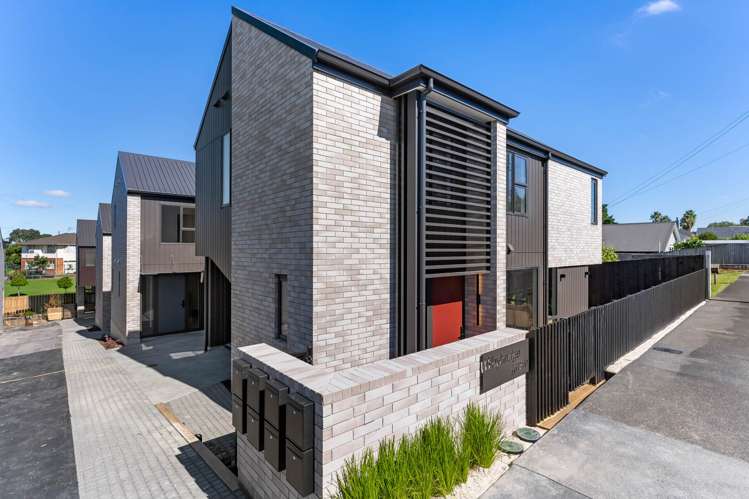 26-28 Weybridge Crescent_0