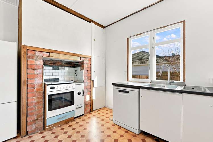 100 Gonville Avenue_5