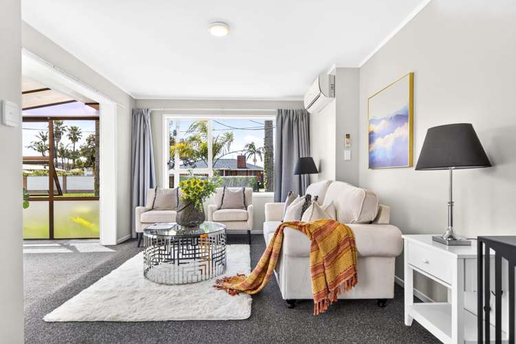 1A Melanie Place Orewa_6