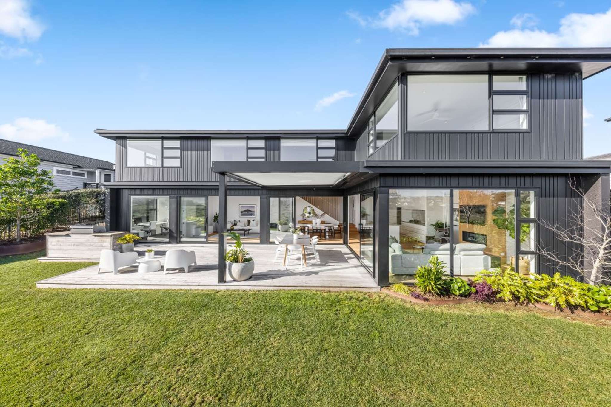 Family dream home in urban paradise for sale