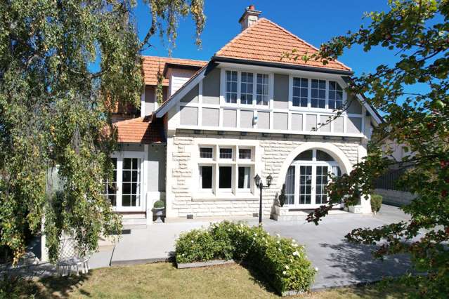 A LASTING LEGACY WITH AMAZING SPACE & VIEWS