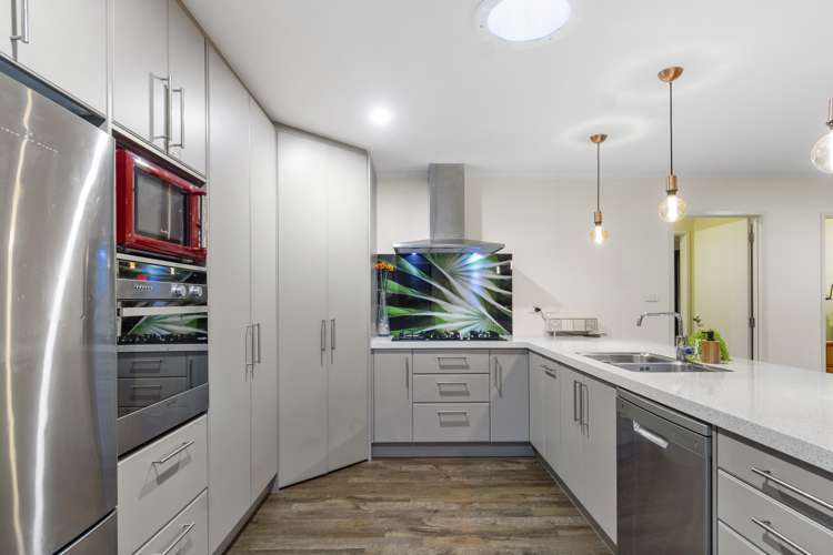 29 Balboa Key Papamoa_9