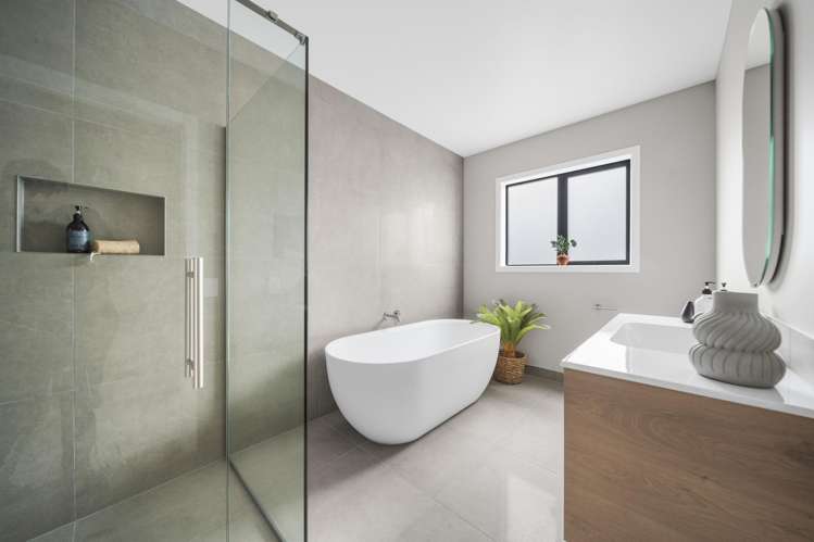 10 Sir Bob Charles Drive Upper Plain_11