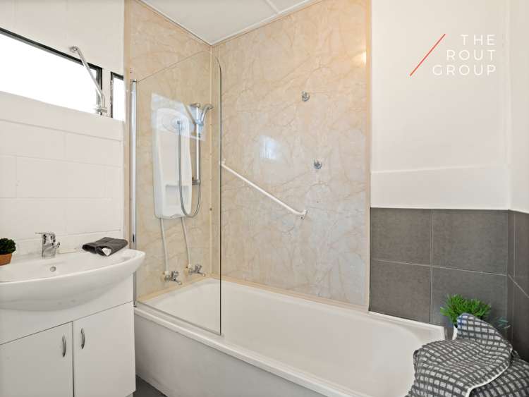 8 Coburn Avenue North East Valley_13