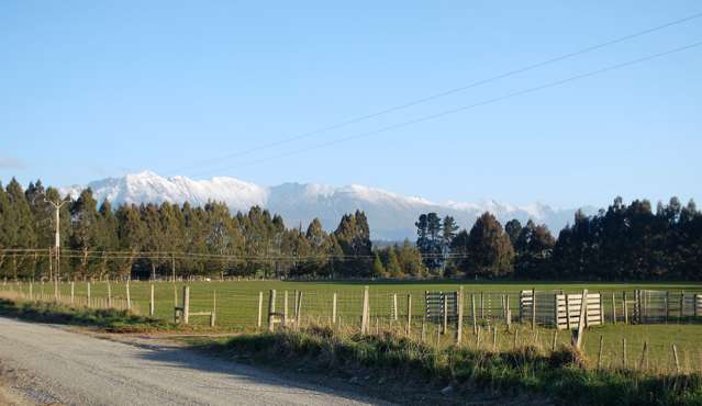 1400 Ramparts Road Manapouri_3