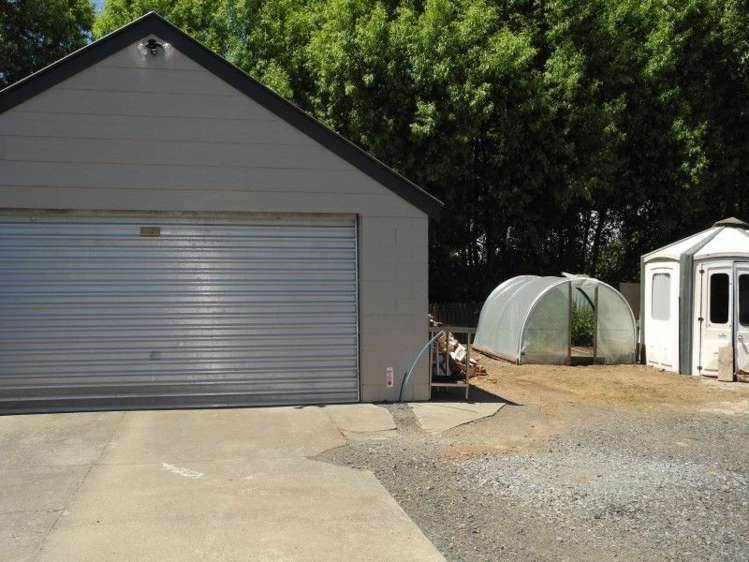 7 Old French Road Takamatua_16