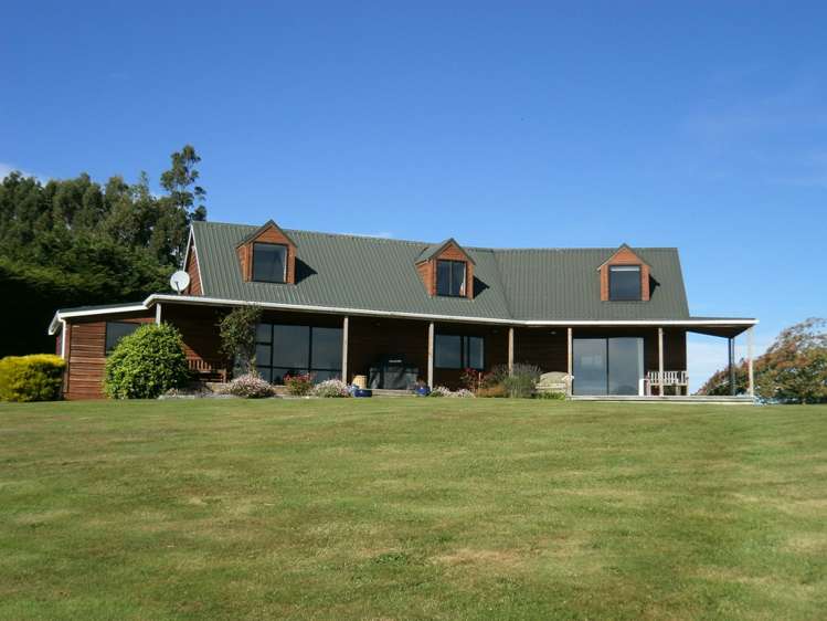 6 Hinahina Road Owaka_22