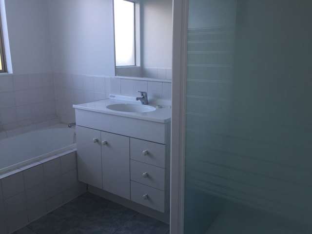 4 Libnai Avenue Clover Park_3