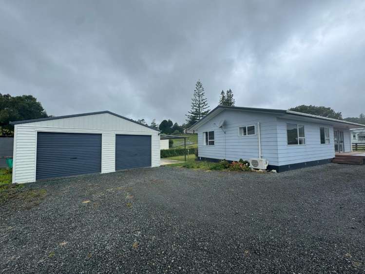 1 Belton Place Hikurangi_11