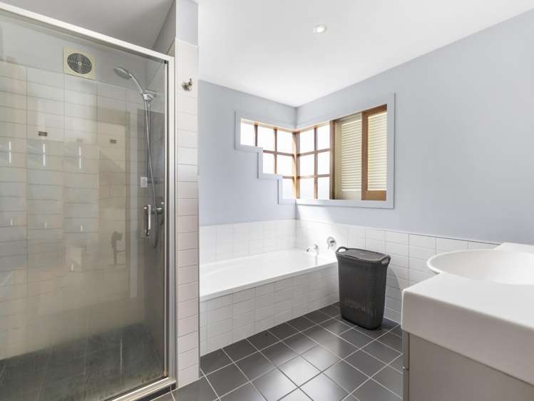 24 Lemonwood Place The Gardens_17